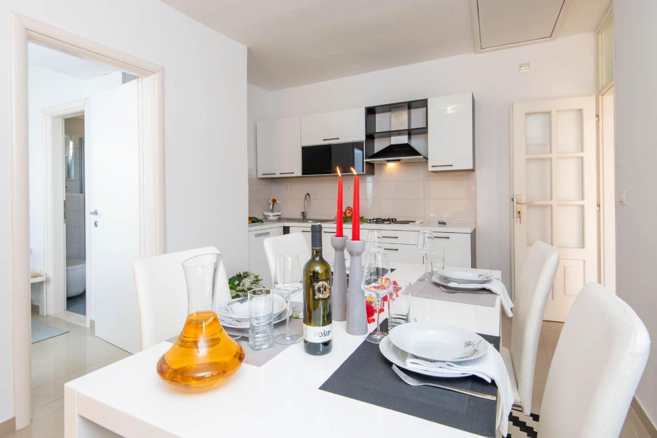 Apartments Lenka โอเรบิก ภายนอก รูปภาพ